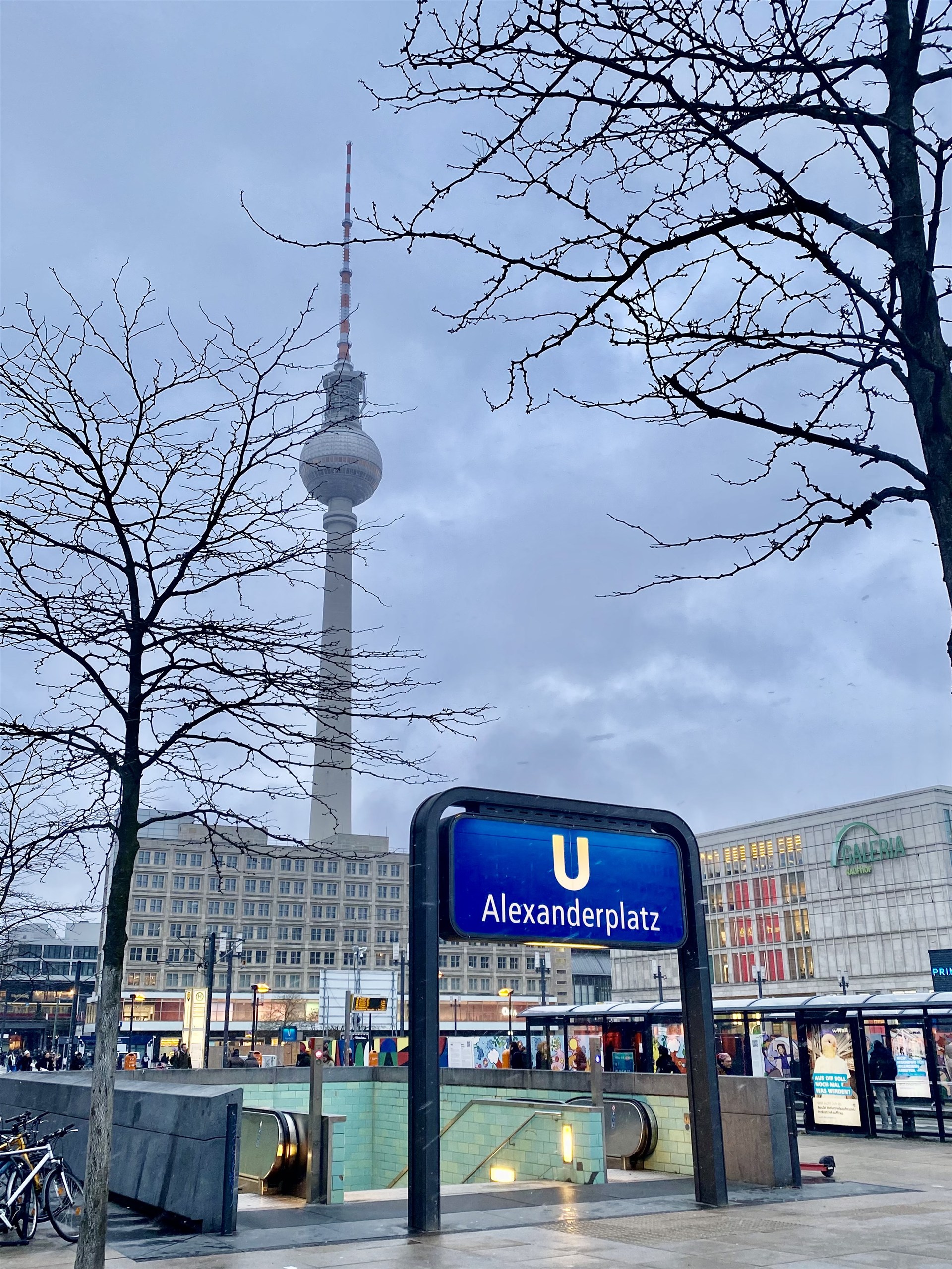 Alexanderplatz en Fernsehturm, Berlijn