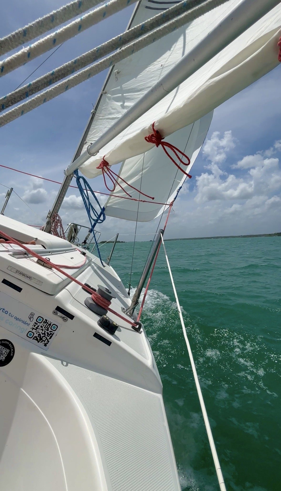 Zeiltocht op de lagune van Bacalar