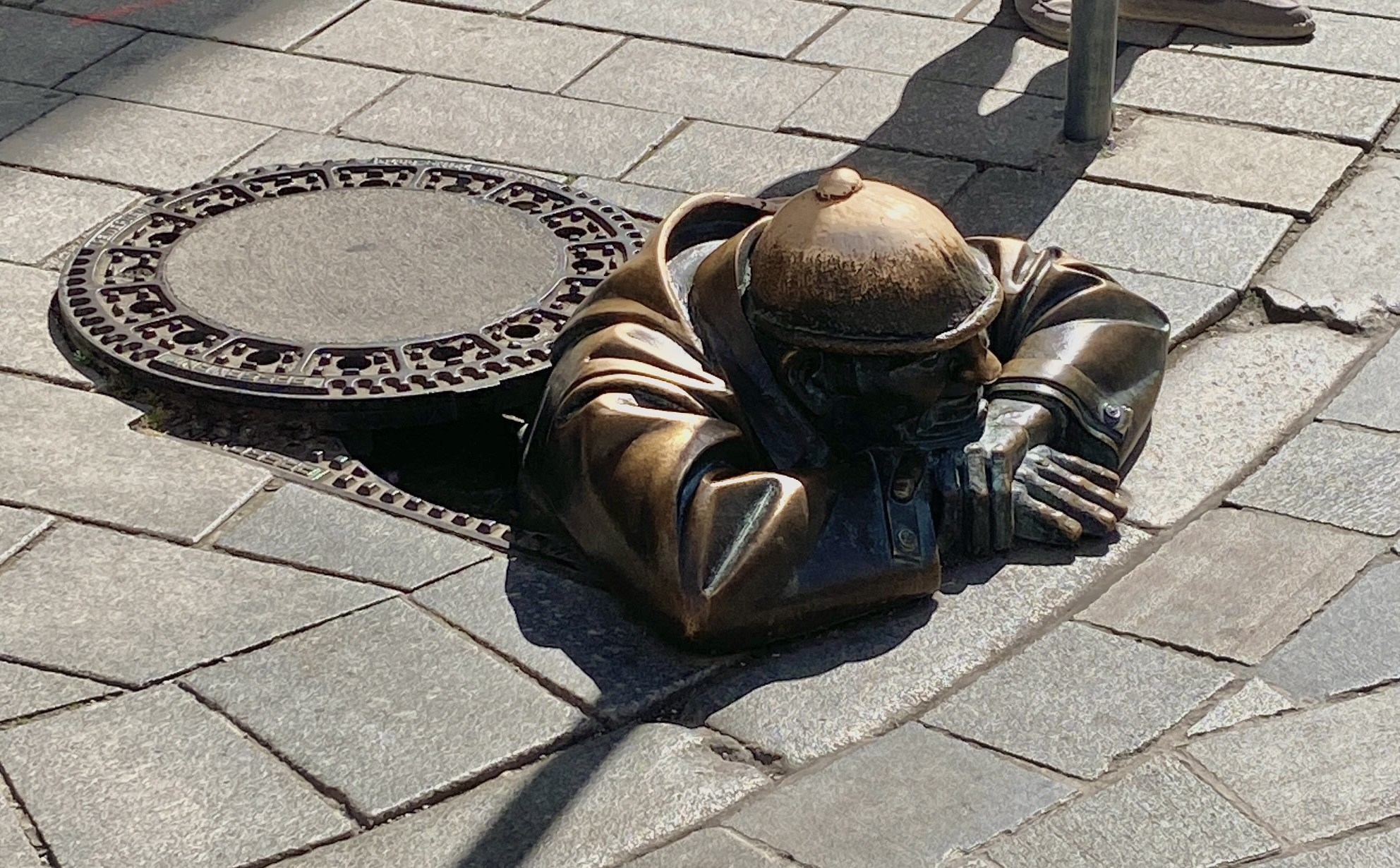 &Ccaron;umil-standbeeld, Bratislava