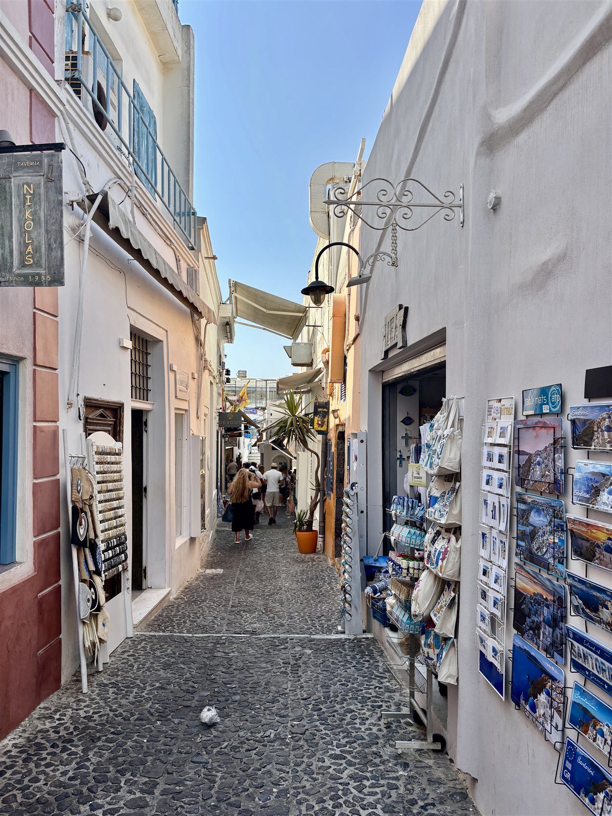 Straatje in Fira, Santorini