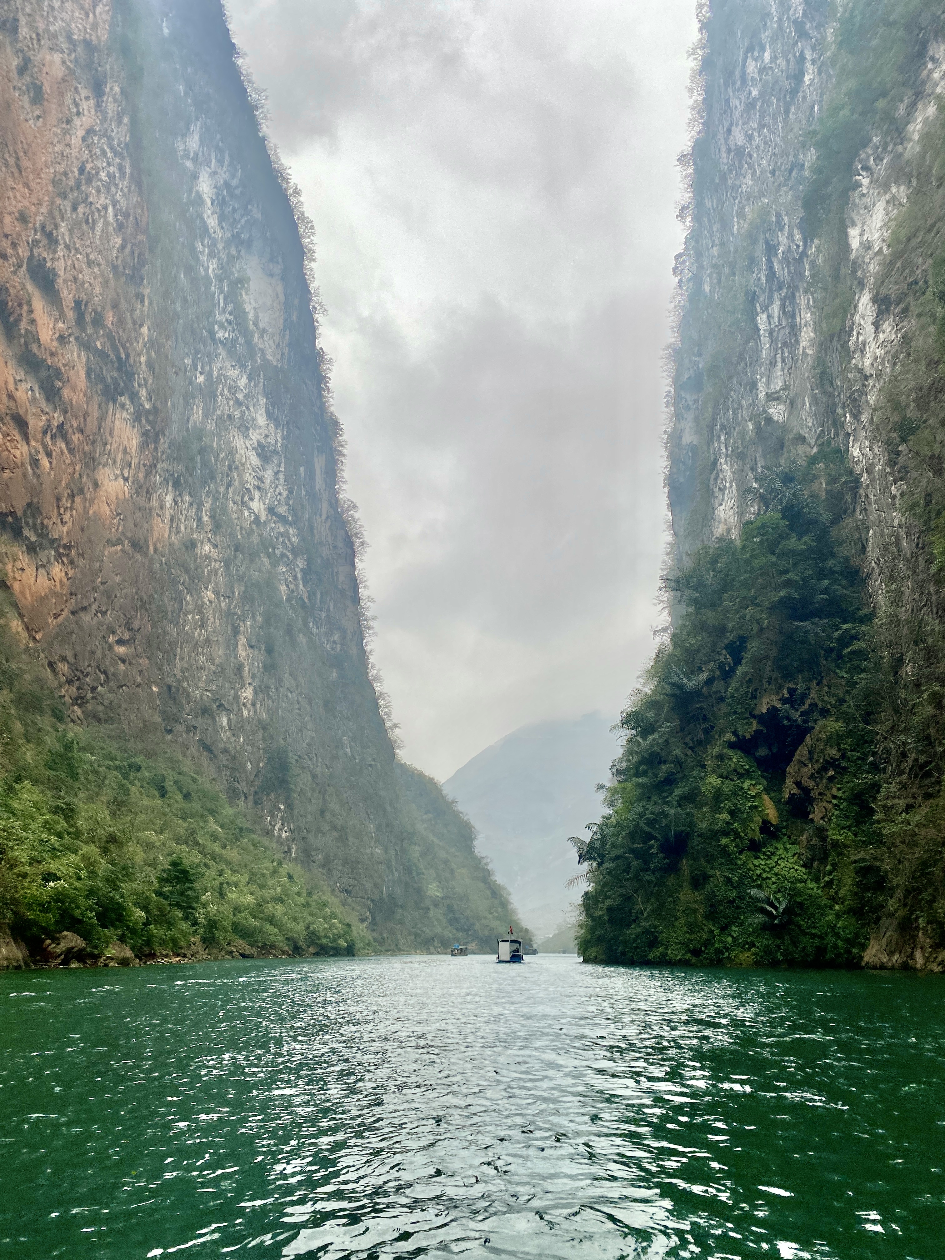 Boottocht door de Tu San Canyon tijdens de Ha Giang Loop
