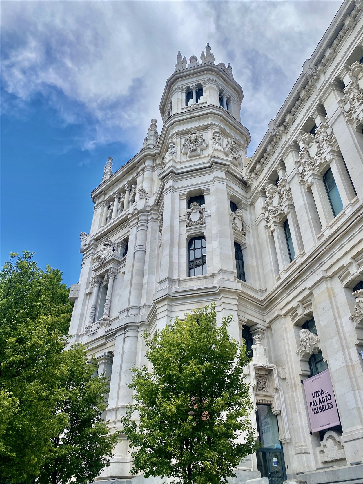 Palacio de Cibeles aan Plaza de Cibeles, Madrid
