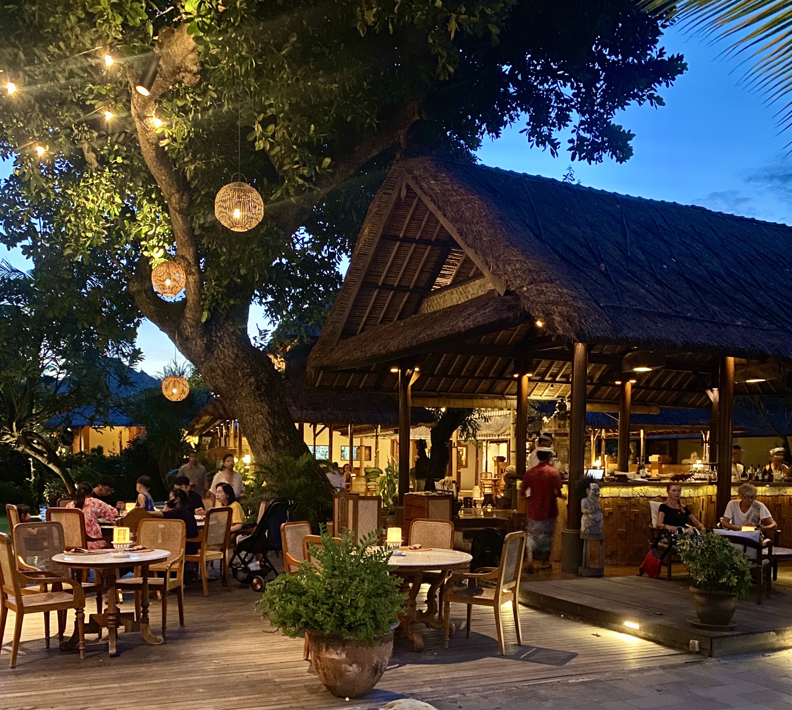 Avondeten bij Sanur